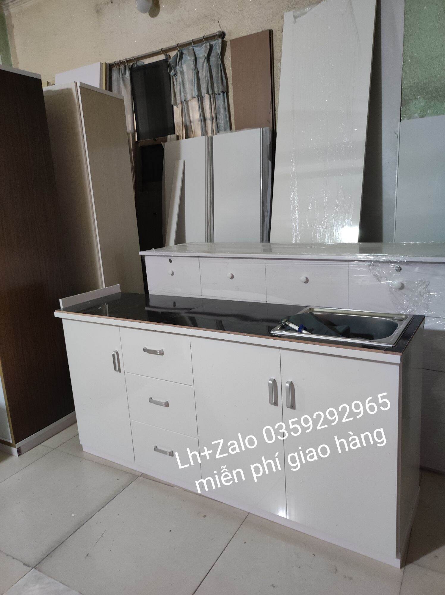 tủ bếp mini nhựa đài Loan ốp mặt gạch sẵn bồn rửa