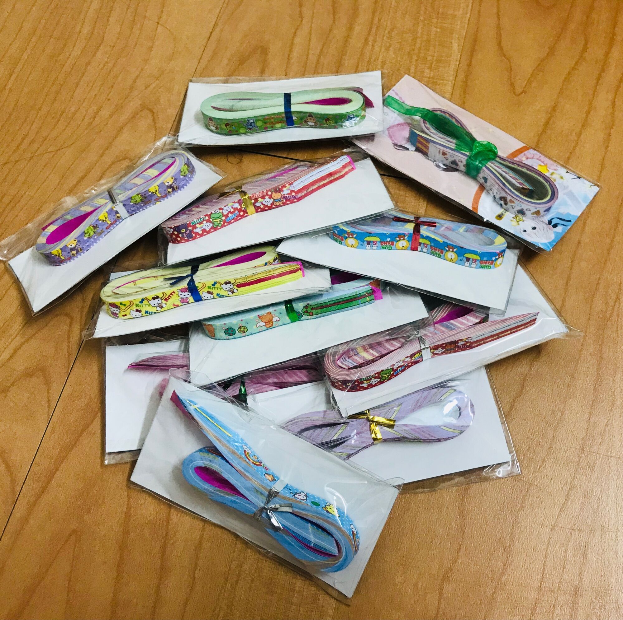 [HCM]Set 5 vỉ giấy xếp sao