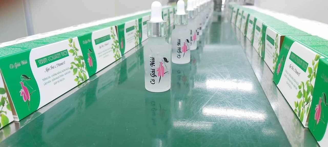 Serum colagen tươi cô gái núi