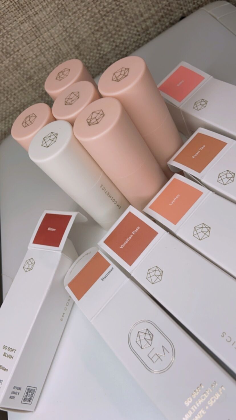 [ Sẵn ] Thỏi má hồng EM Cosmetics So Soft Blush