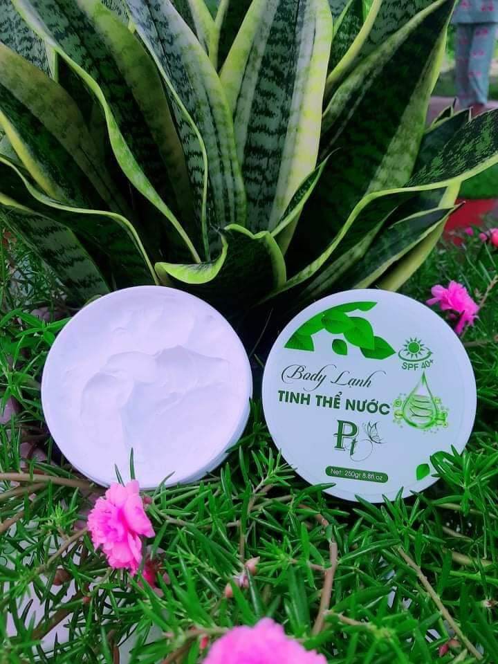 Kem body lạnh tinh thể nước