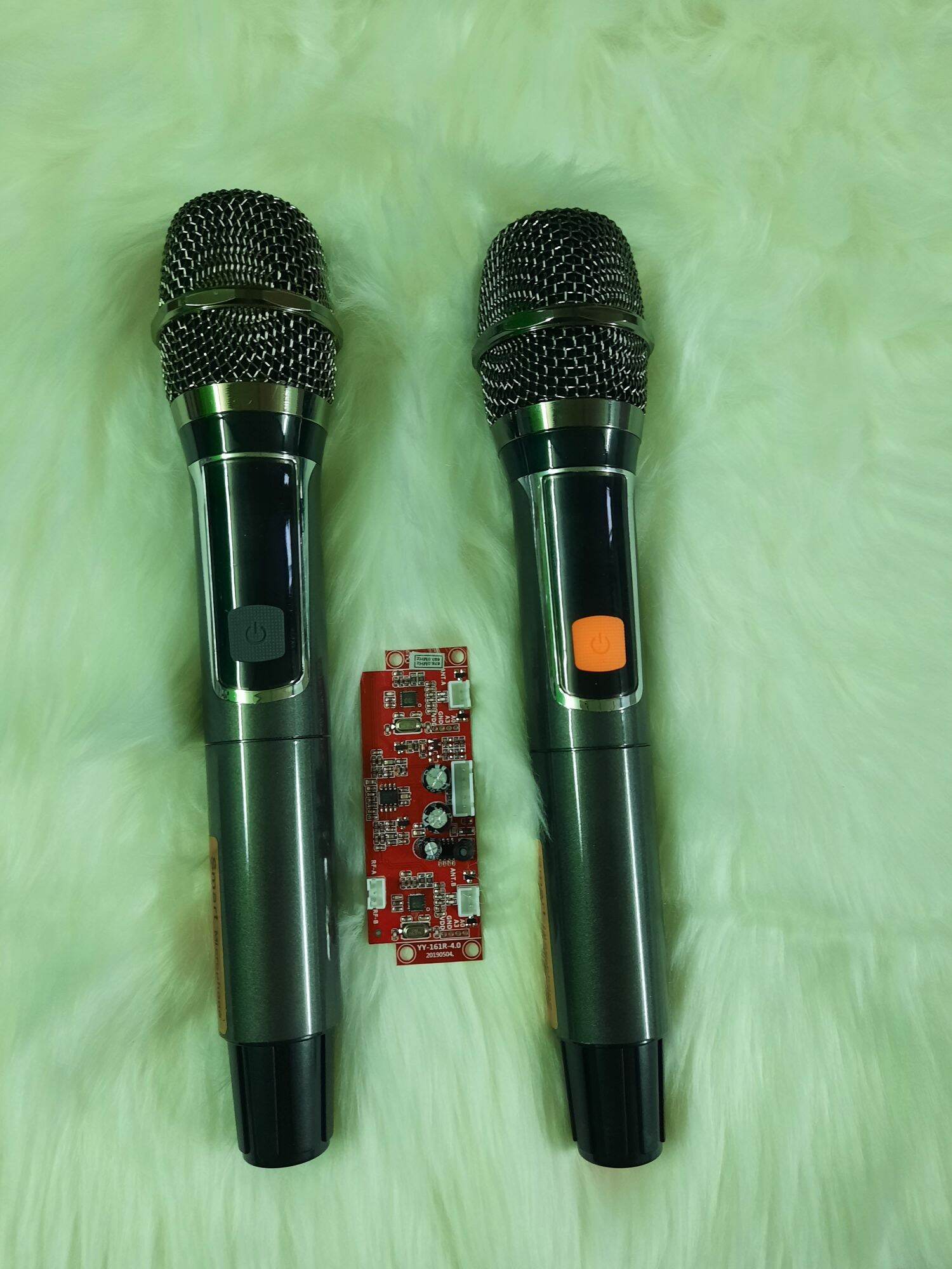 Micro UHF Không Dây Cho Loa Kéo Set Tần Số  Chuyên Dụng