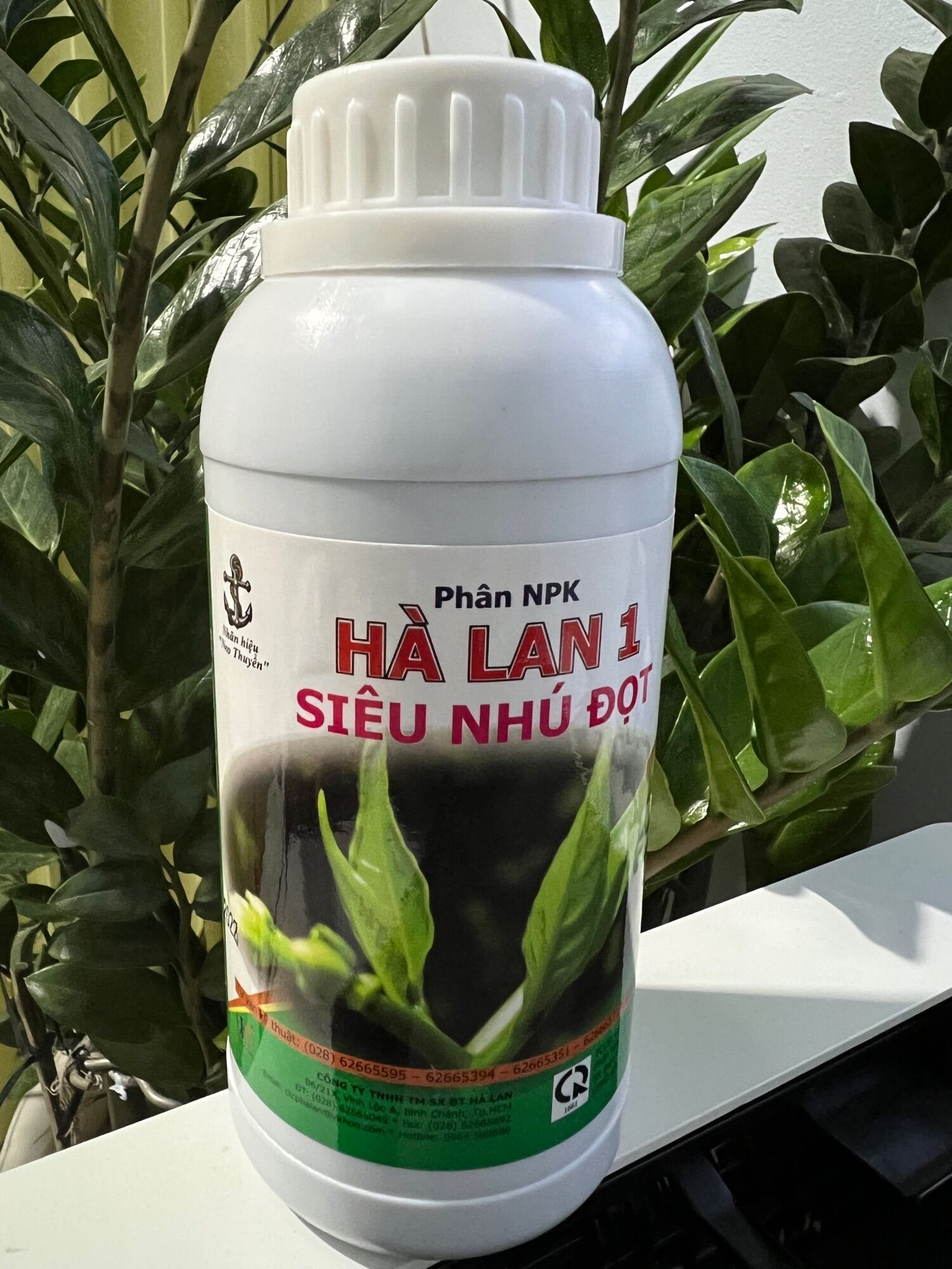 Hh83 phân bón npk hà lan 1 siêu nhú đọt 500ml