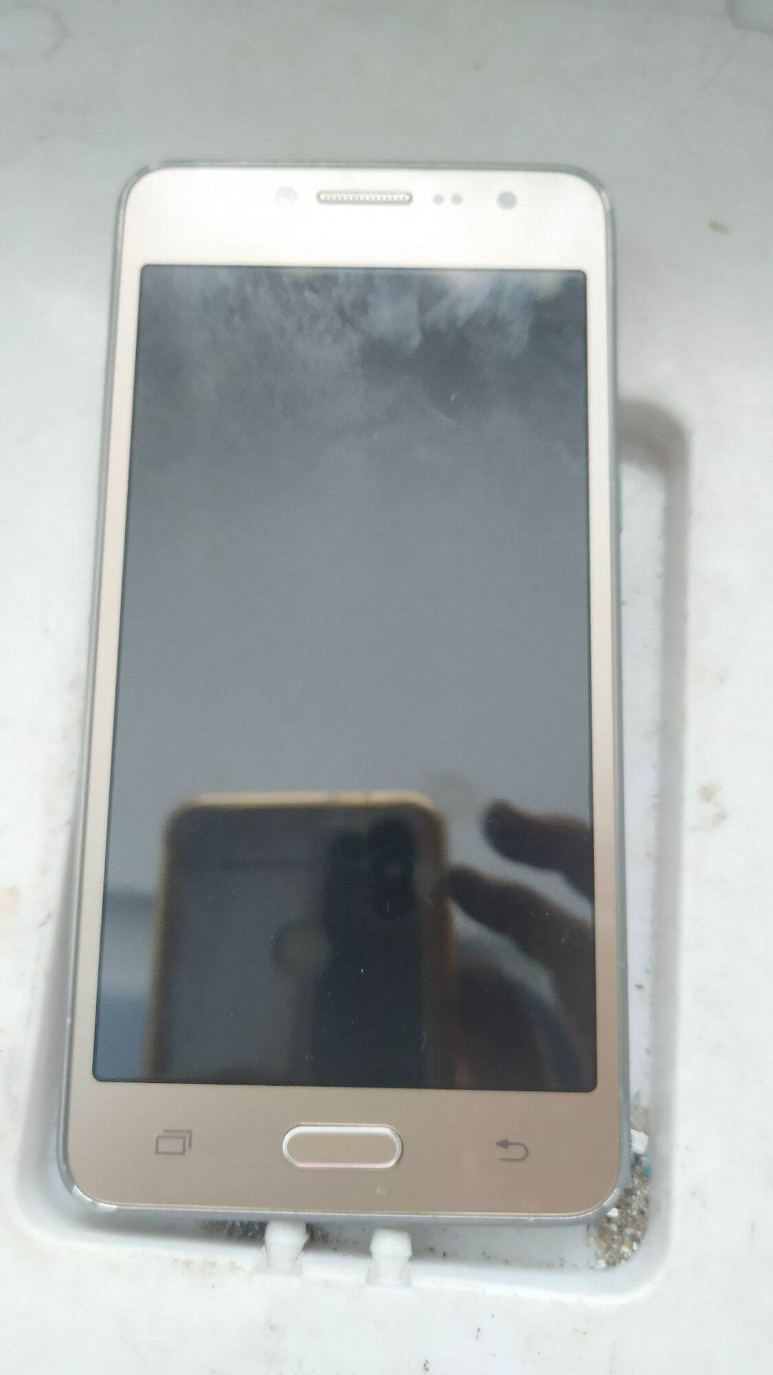 điện thoại samsung J2 prime cũ