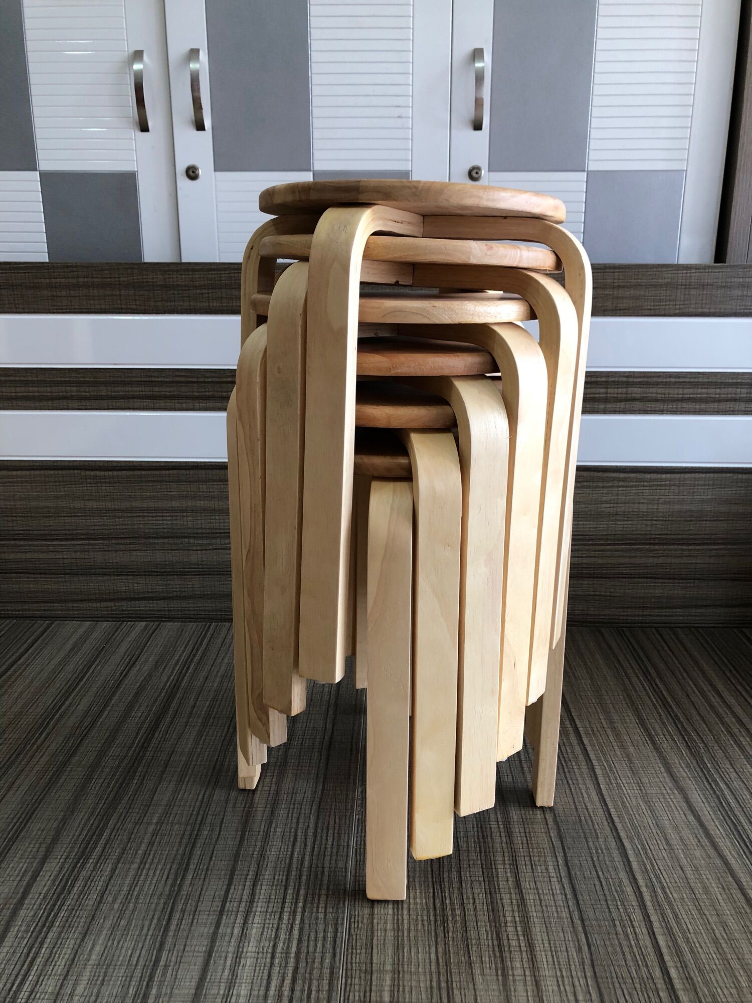Ghế Gỗ Cao Su Chân Kiềng Cao 45cm & 35cm