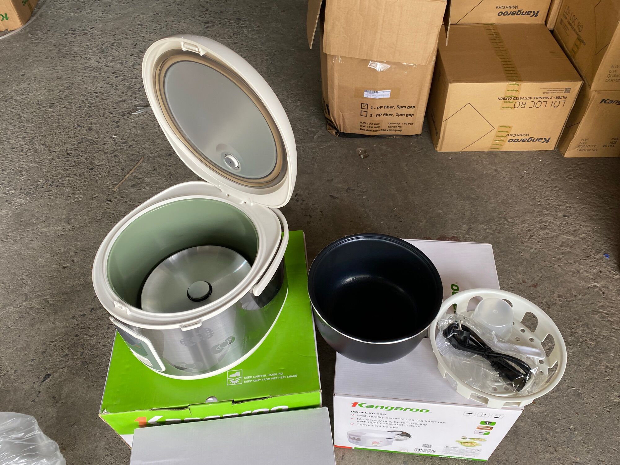 Nồi cơm điện Kangaroo  KGRC29D cKG29 1,8L