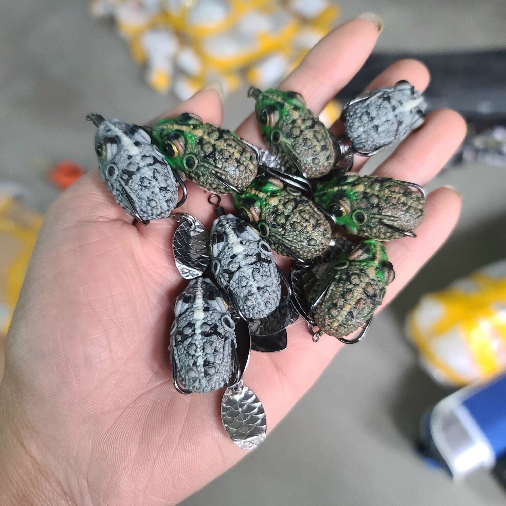 Nhái Hơi Emo Thái Lan