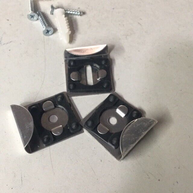 Bộ 3 gá inox treo gương nhà tắm ( gá đỡ gương)