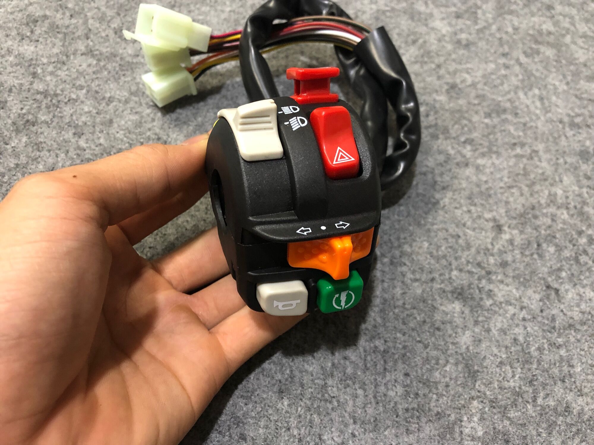 Cùm công tắc 7 chức năng Honeywell thái lan