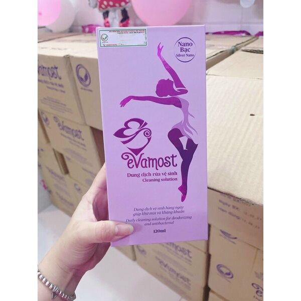 Dung dịch vệ sinh phụ nữ  nano bạc Evamost 120ml