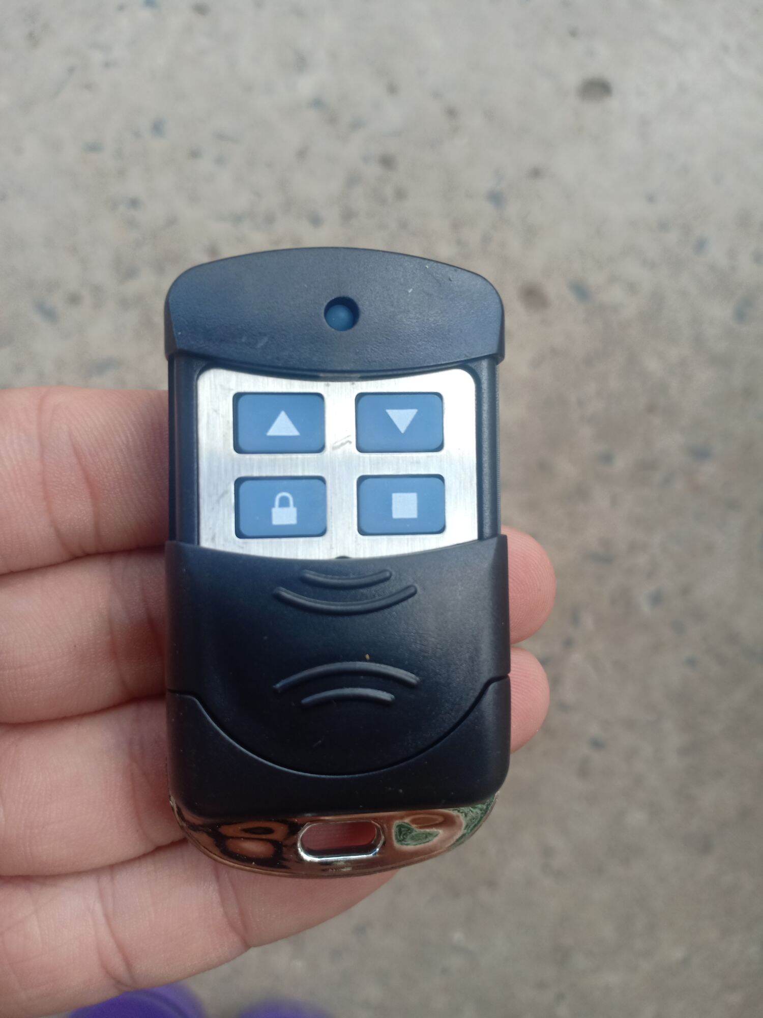 [HCM]Remote cửa cuốn sao chép mã nhảy