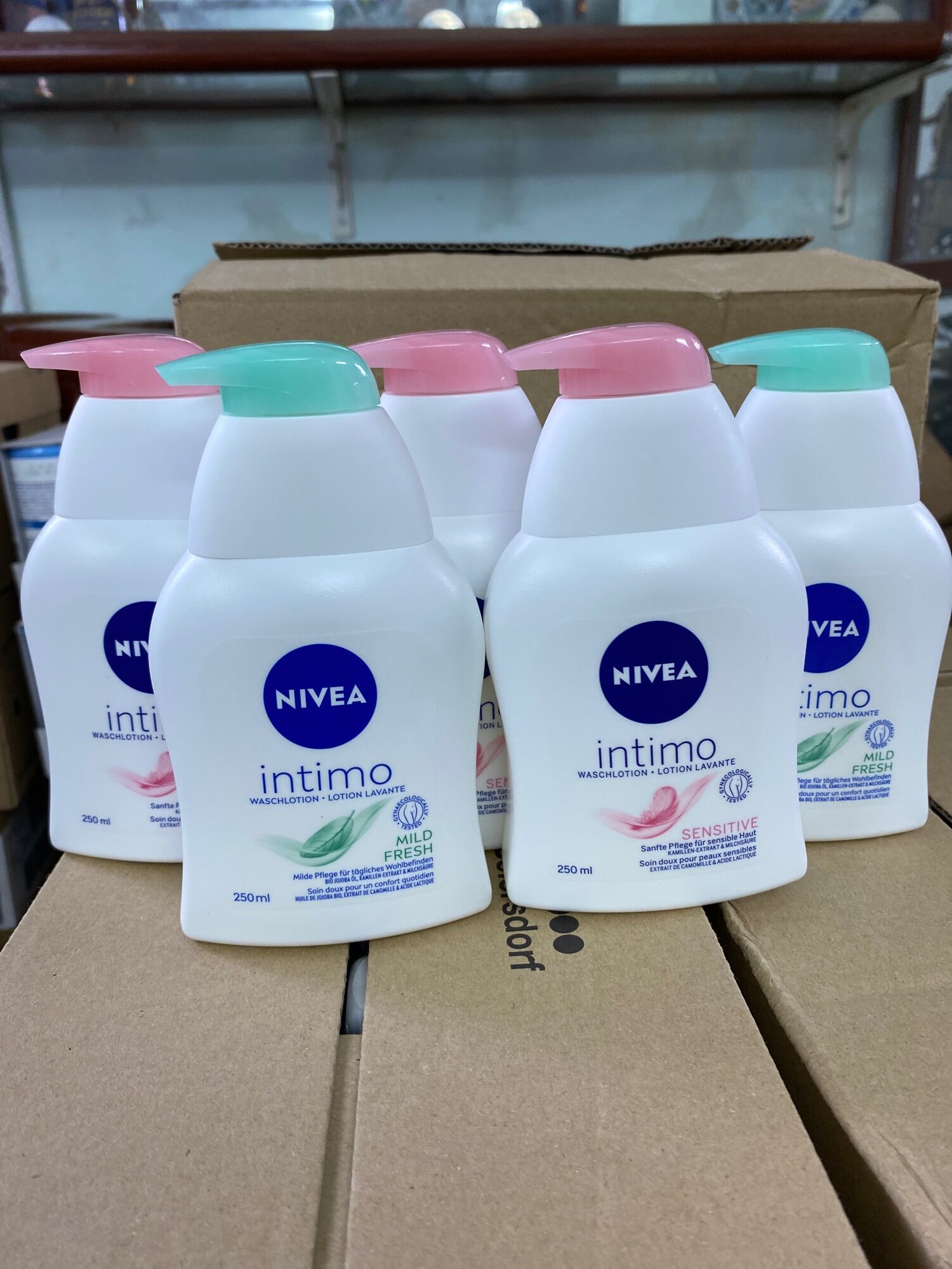 Dung Dịch Vệ Sinh Phụ Nữ Nivea Intimo Waschlotion Sensitive hàng nội địa Đức !