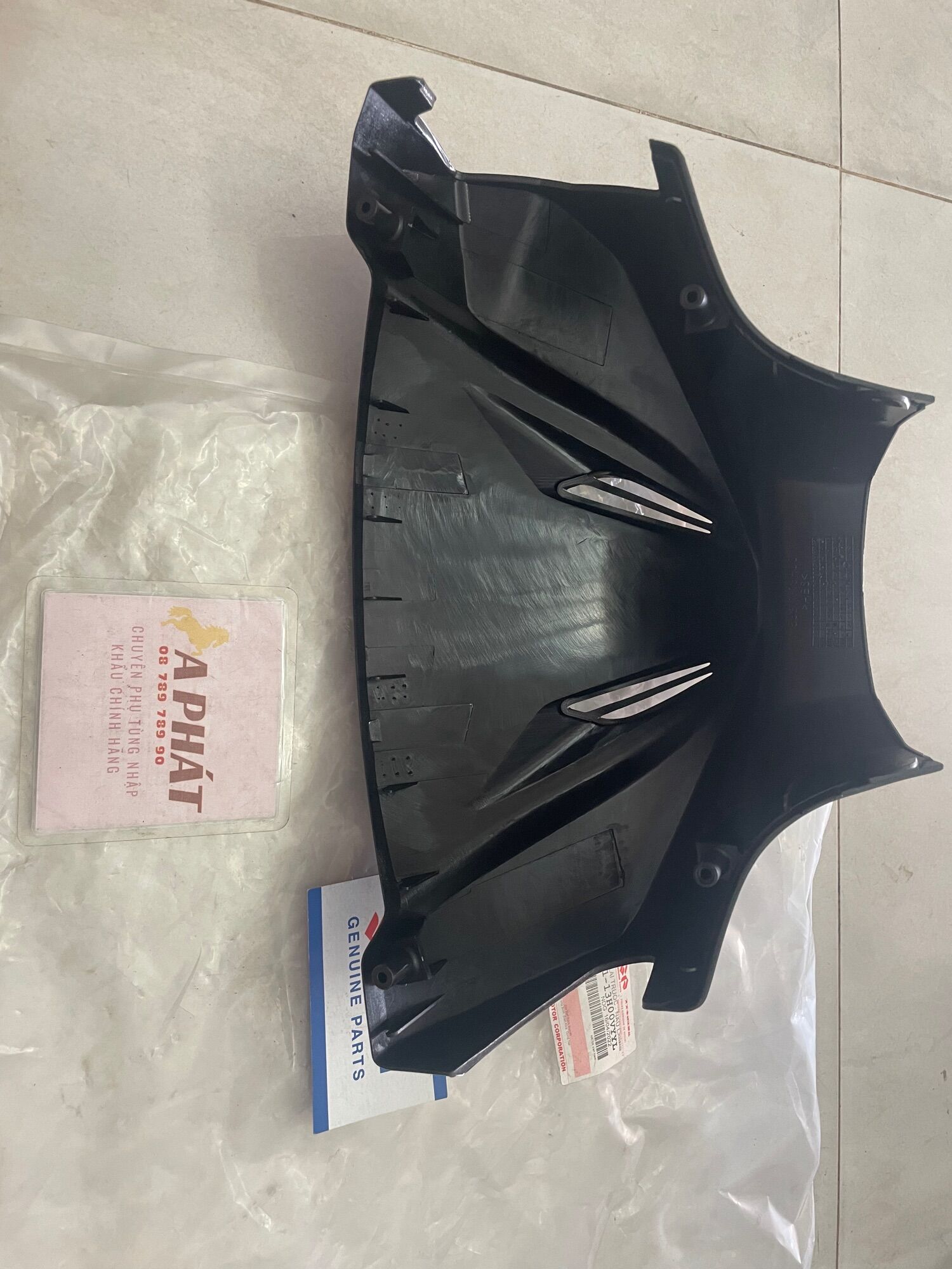 Ốp đầu xe suzuki hayate