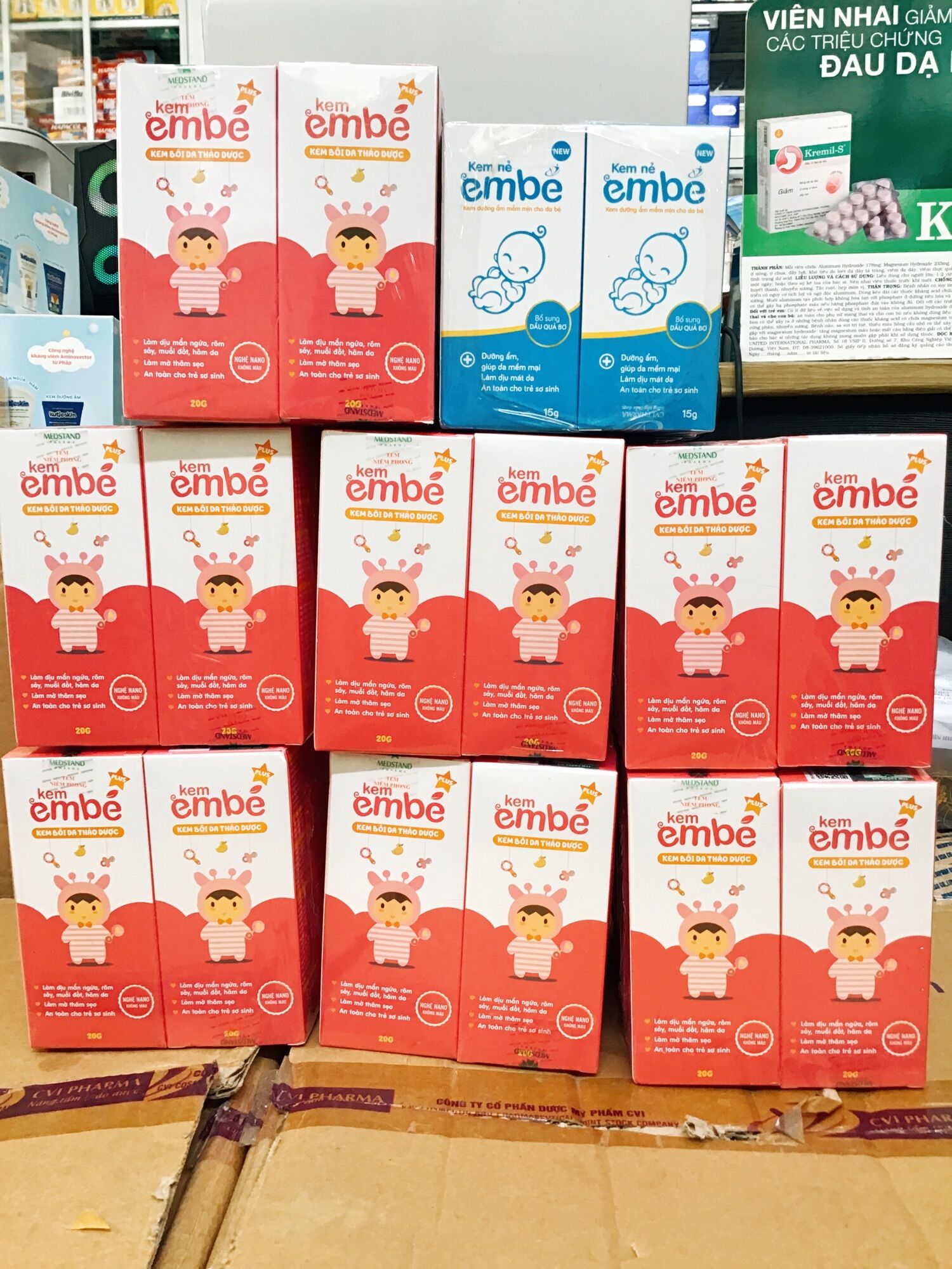 Kem Em Bé Plus - Kem bôi da thảo dược giảm ngứa nhanh cho bé khi bị rôm sảy, hăm da, muỗi đốt MEDSTAND (Tuýp 20g)