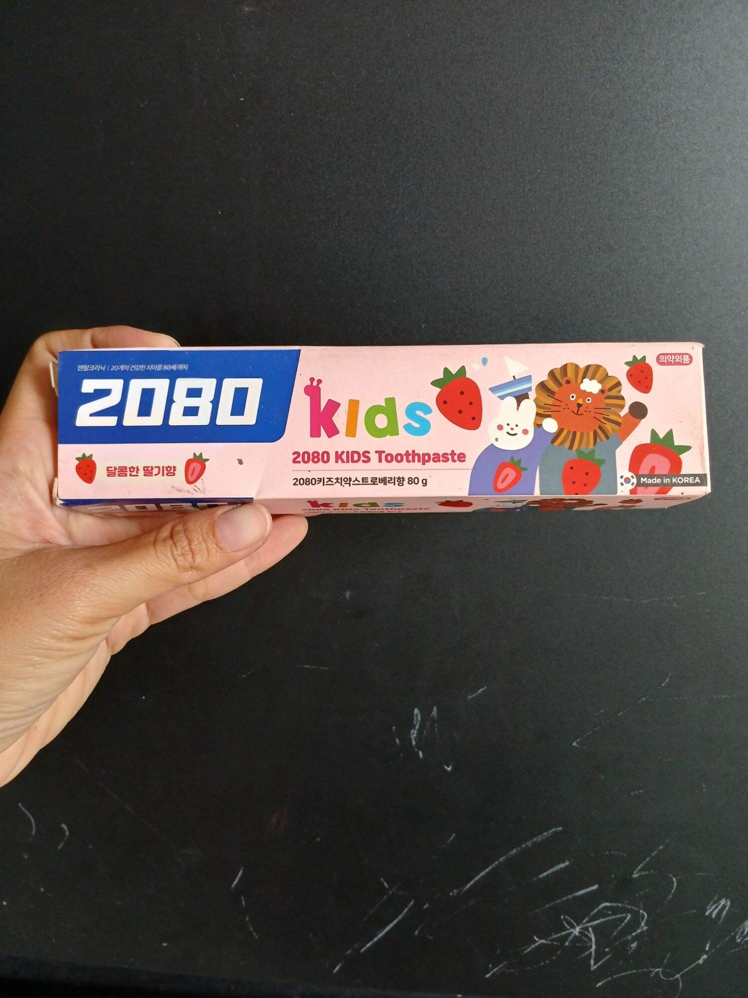 THANH LÝ CẬN DATE Kem đánh răng trẻ em 2080 hương dâu 80g