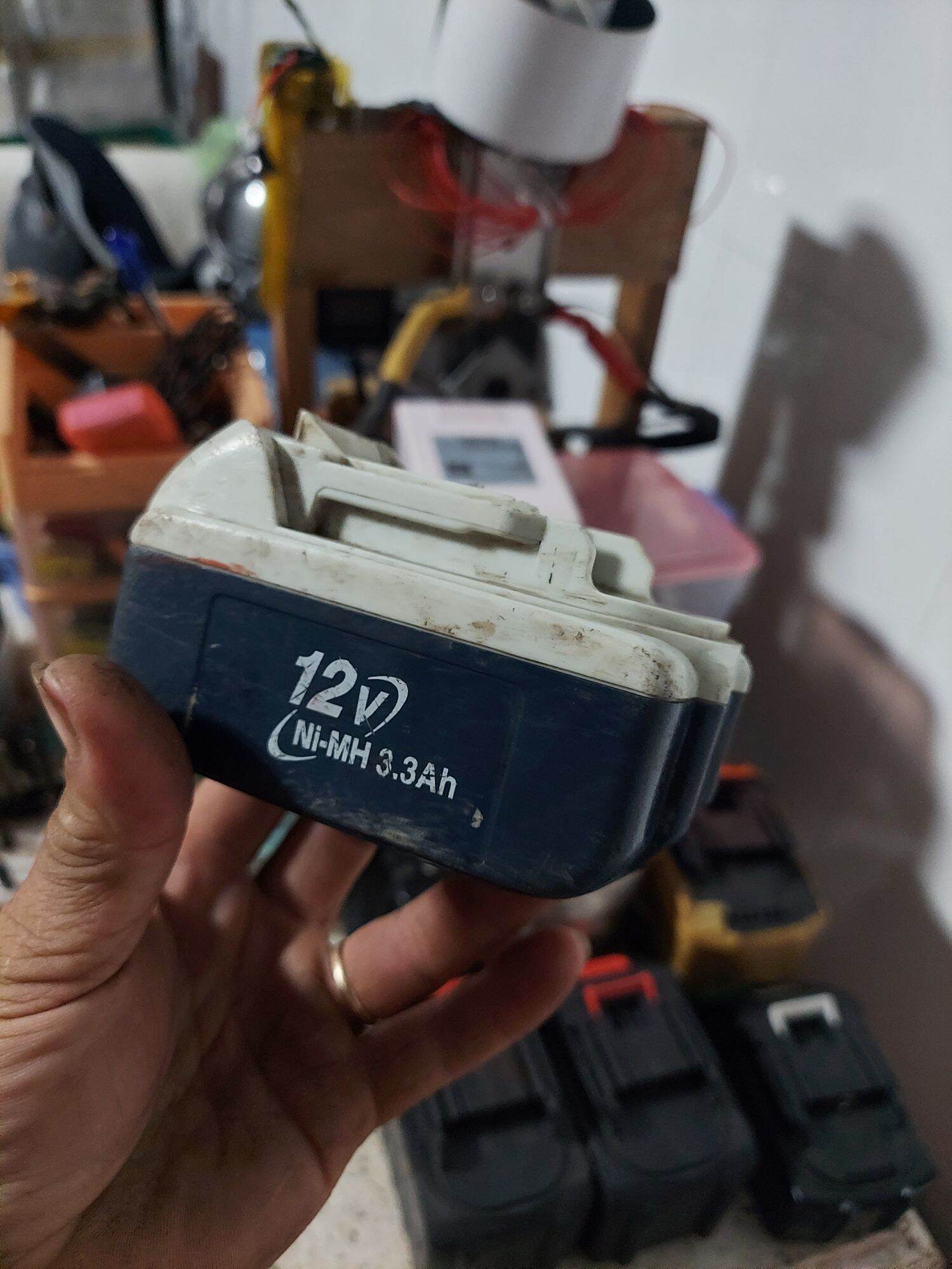 Pin makita 12v trược