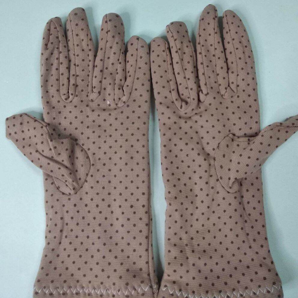 Bao tay cotton chấm bi 3 lớp