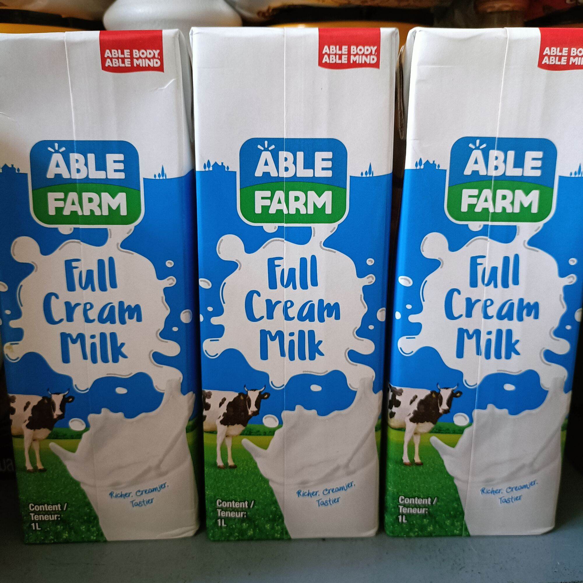 Sữa tươi nguyên kem không đường Able Farm hộp 1 lít
