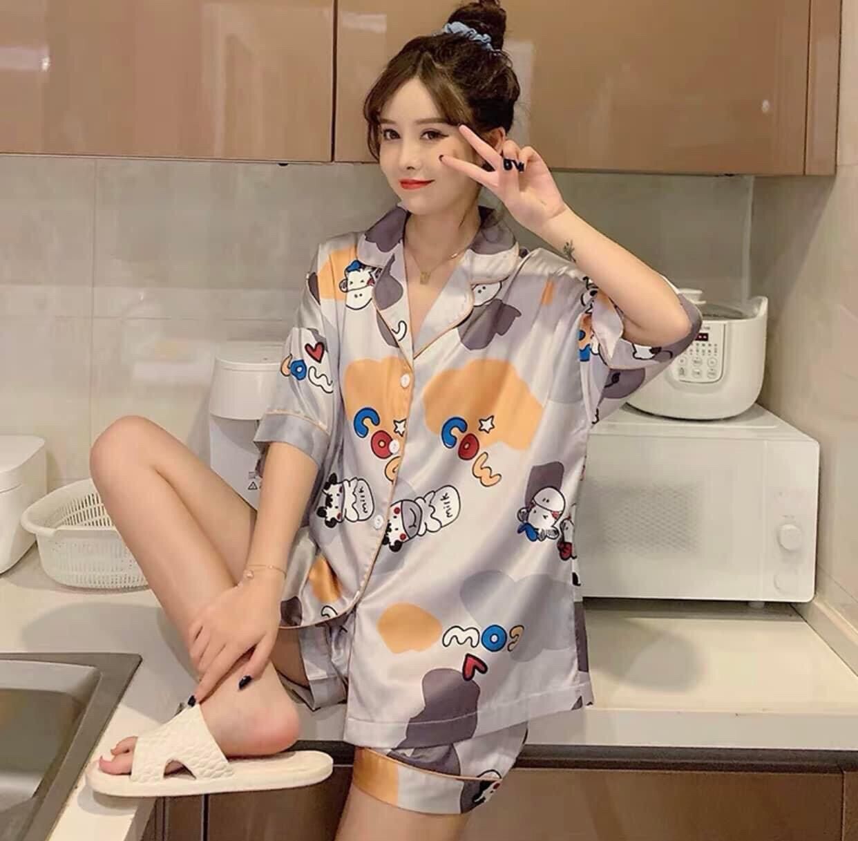 Bộ ngủ pizama cộc tay kate lụa loại 1 yêu luôn