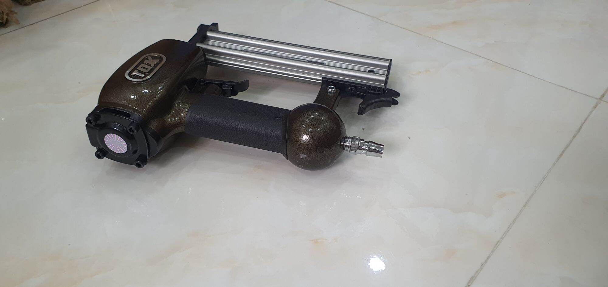 Súng Bắn Đinh TOK F50 ( Gỗ)