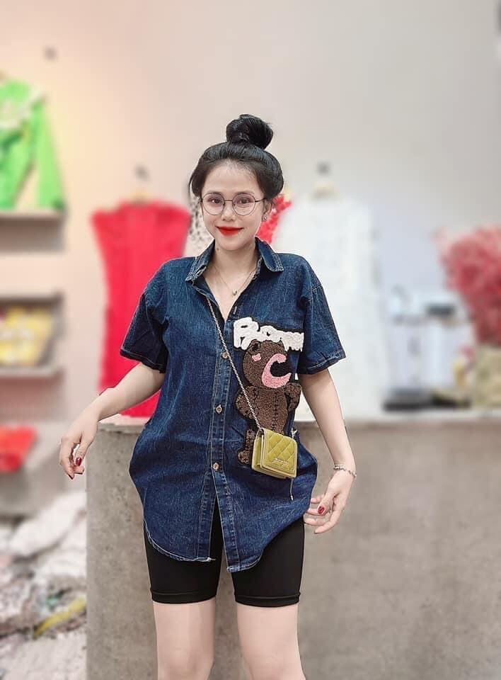 Áo sơ mi gấu vải jeans form rộng dấu quần 2 màu mẫu hootrend 2023
