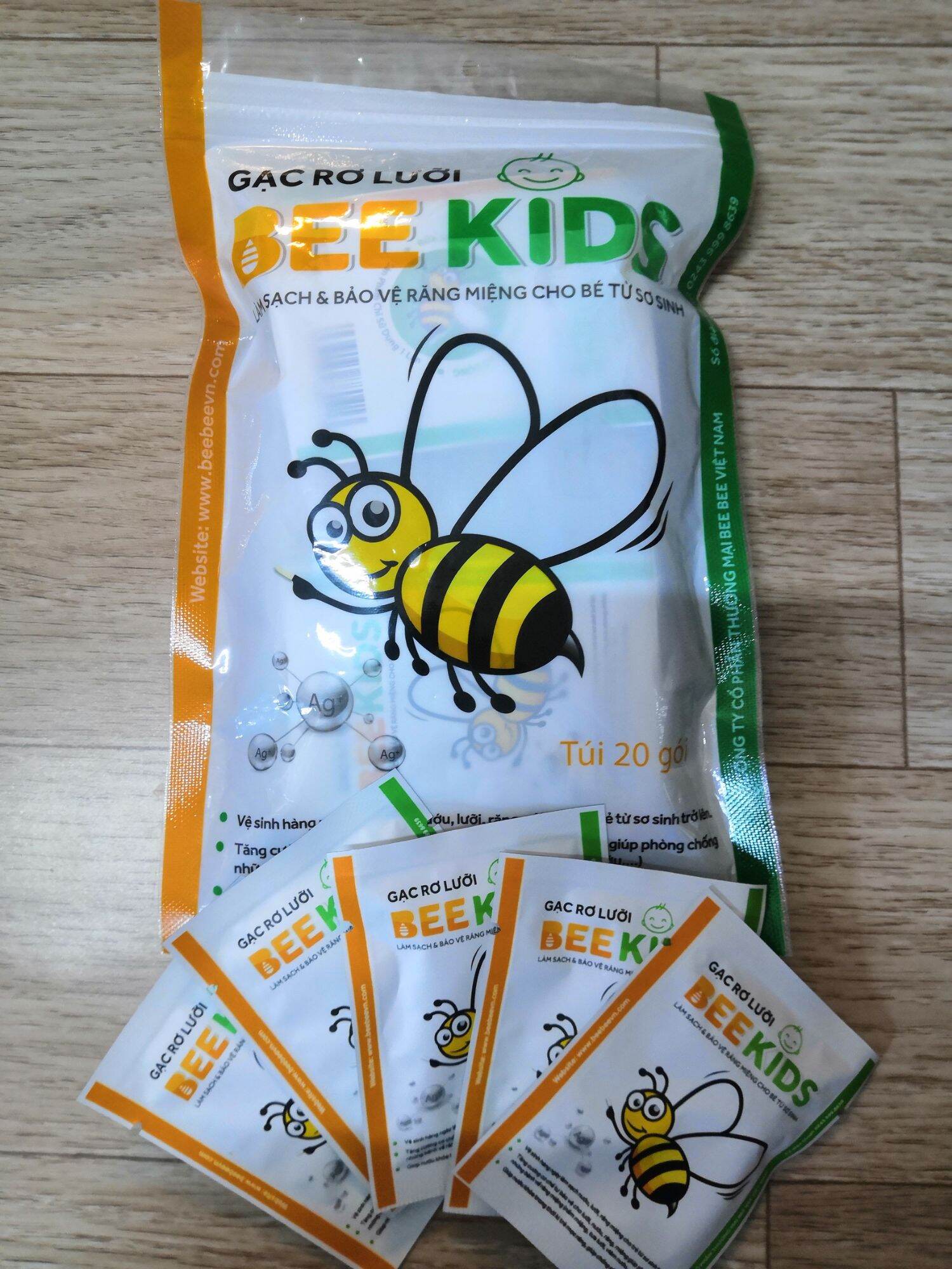 Gạc rơ lưỡi Bee Kids túi 20 chiếc