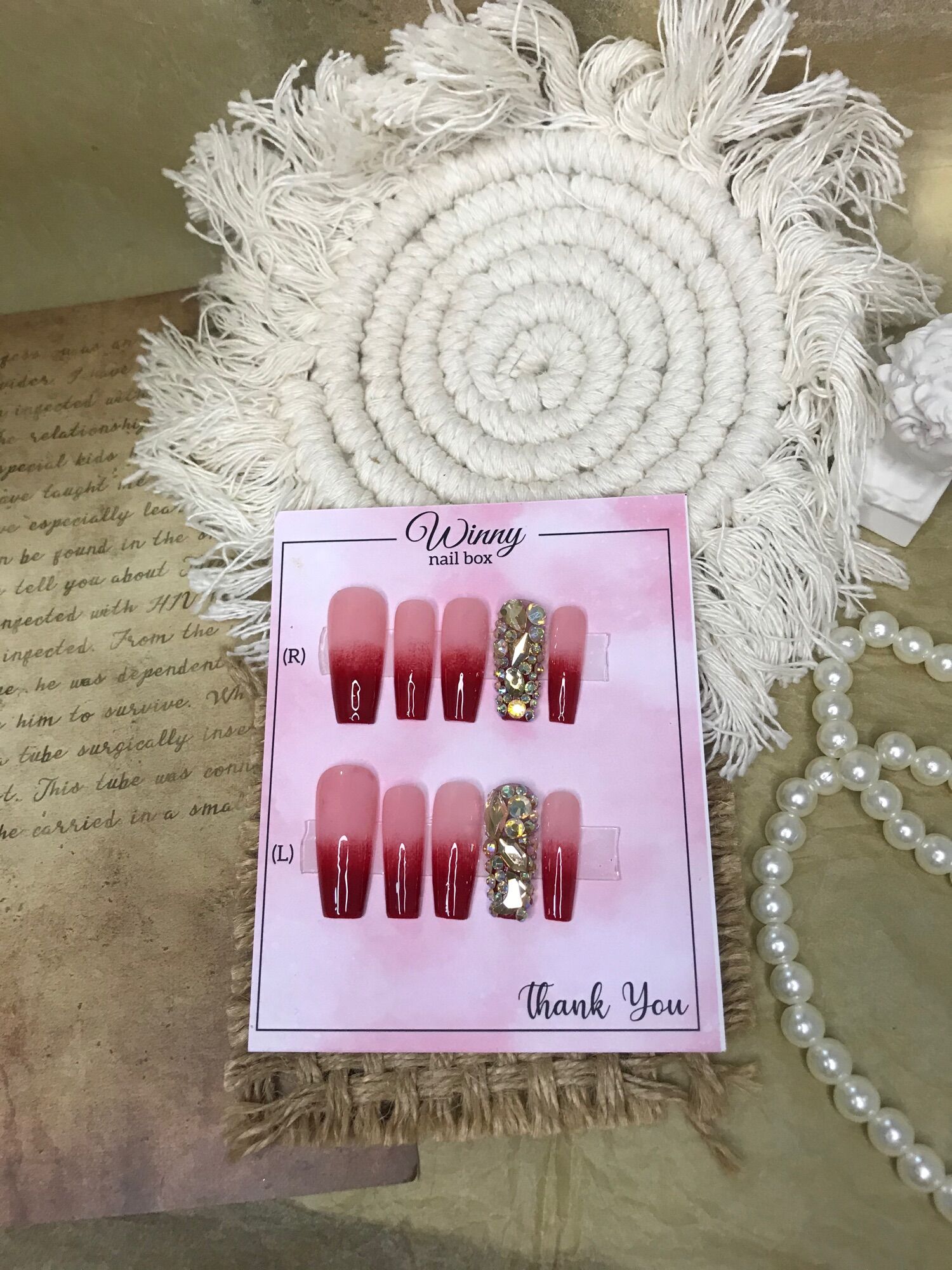 Nailbox móng up móng giả đỏ ombre đính đá