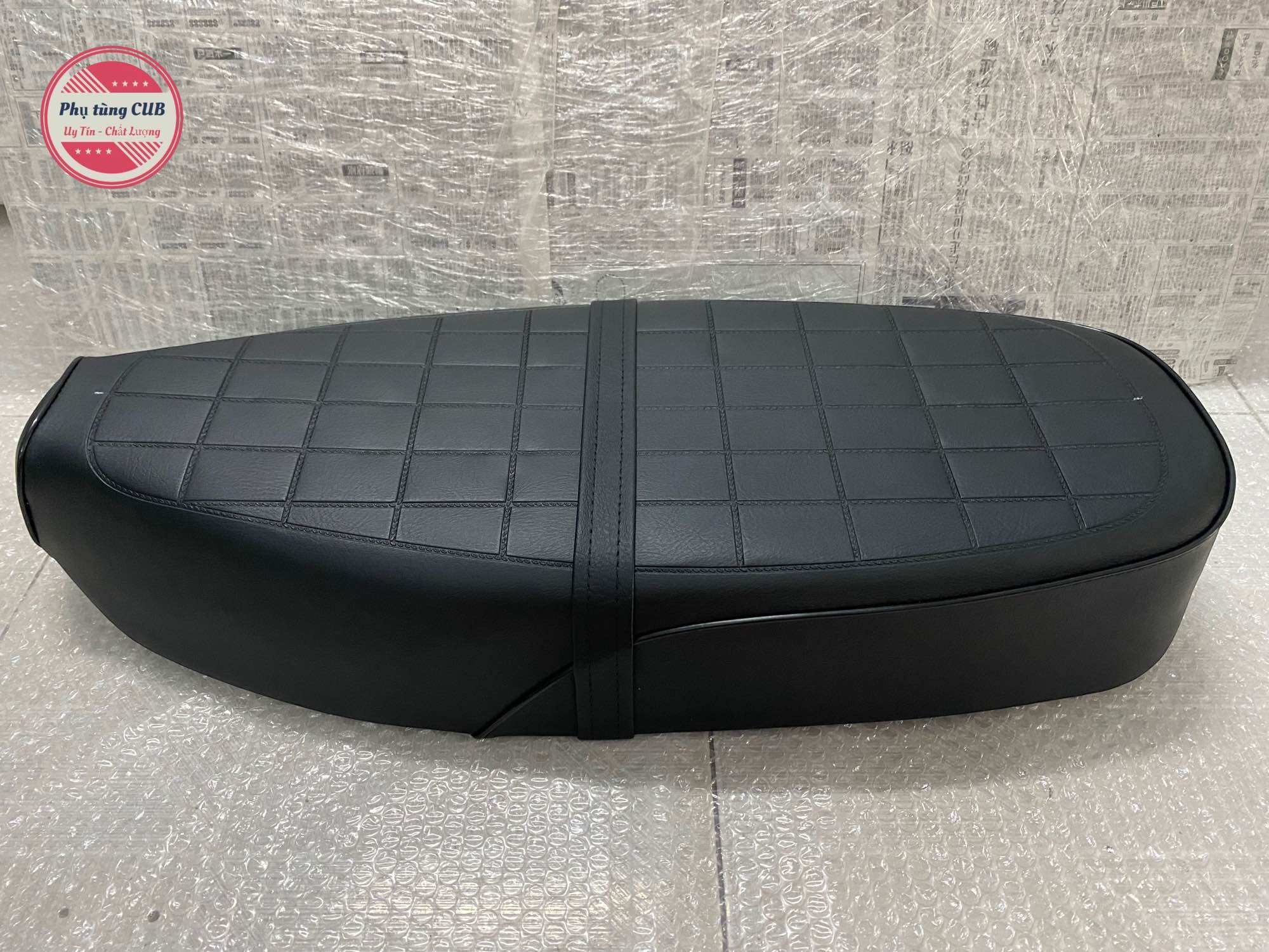 Yên dài xe cub 78-81-86-82-DD ( chỉ yên )