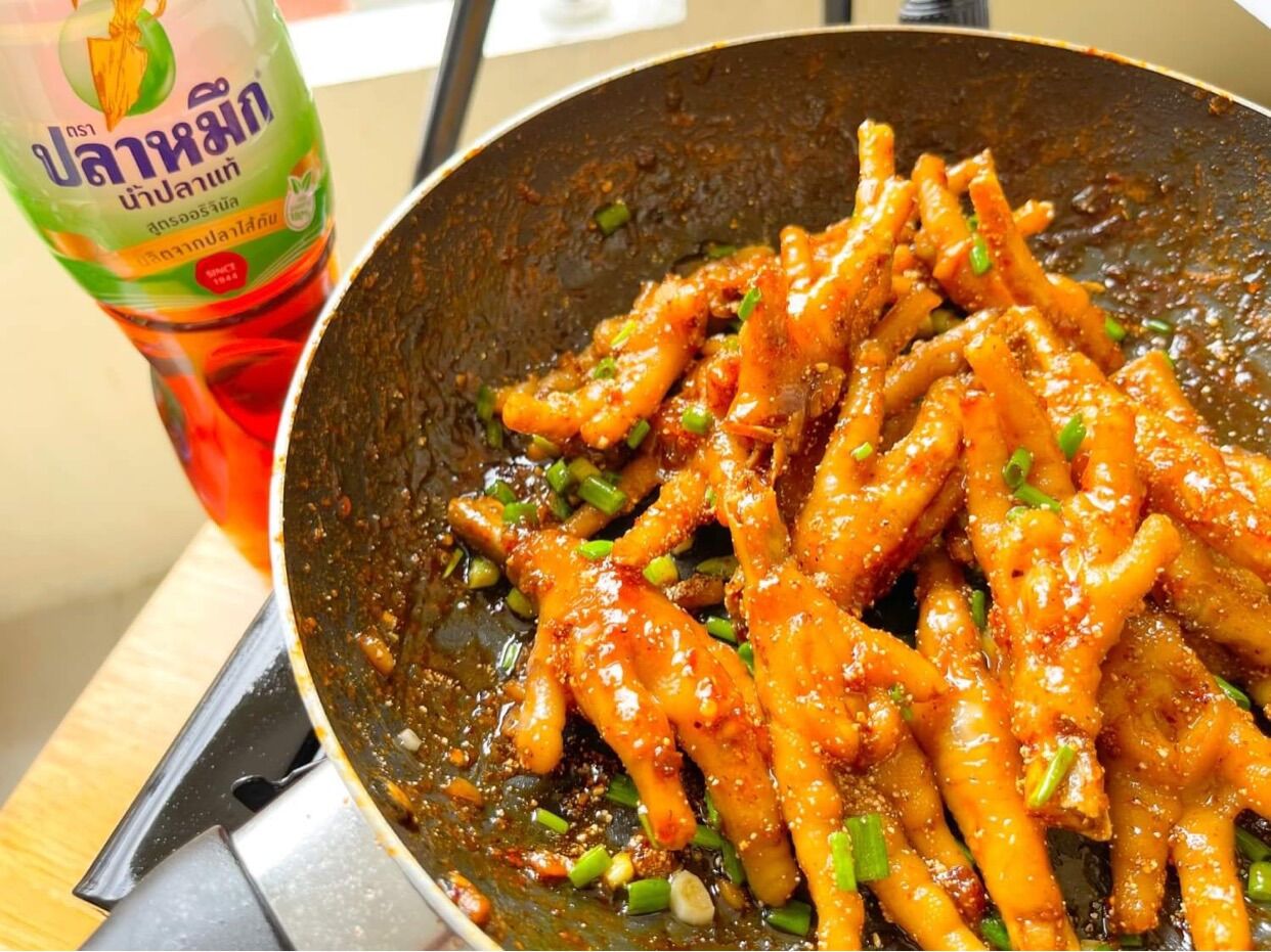 Nước mắm nhãn Cá Mực 700ml thái lan. Thơm ngon đâm đà