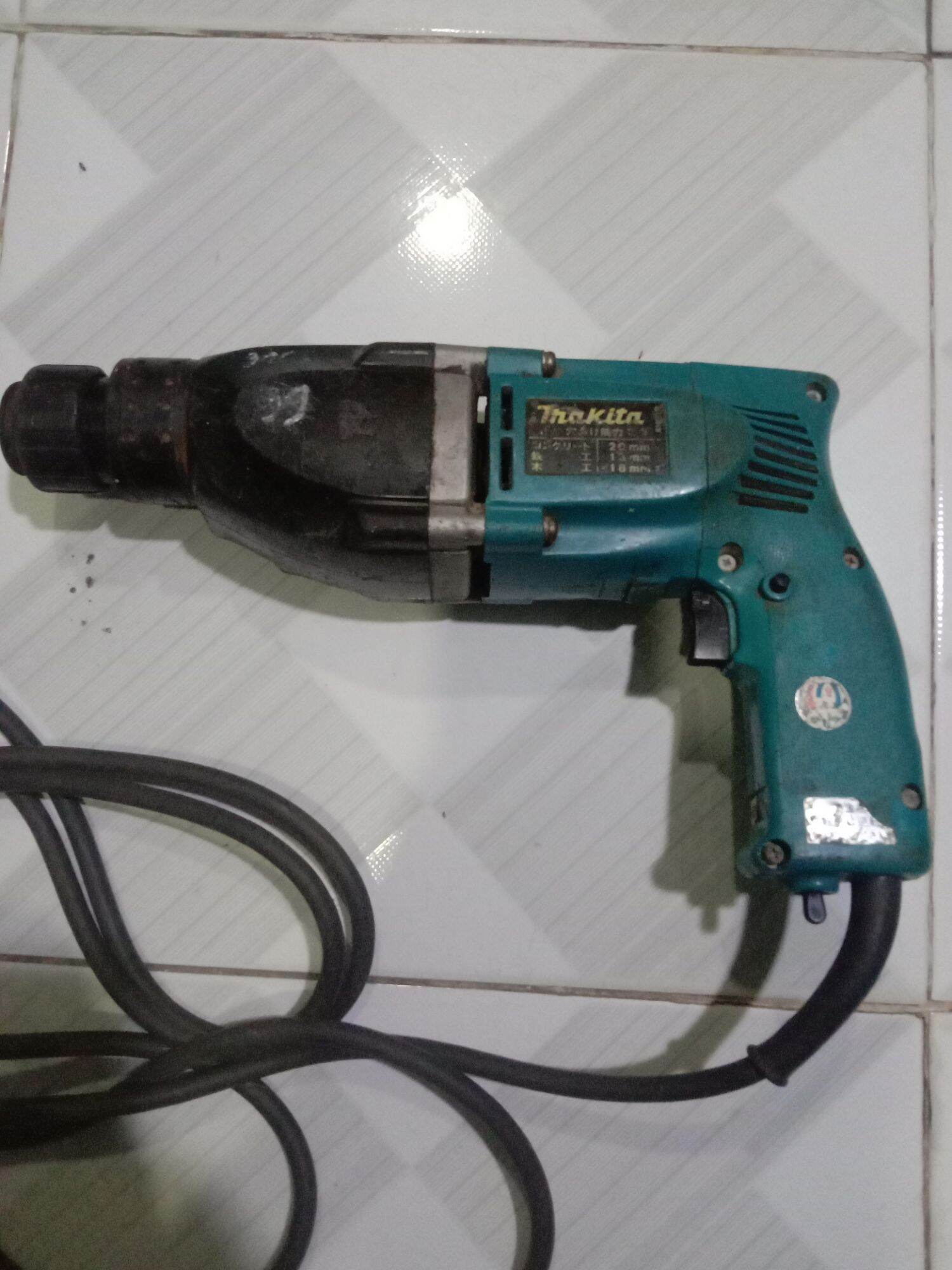 Khoan mũi gài makita hàng bãi nhật
