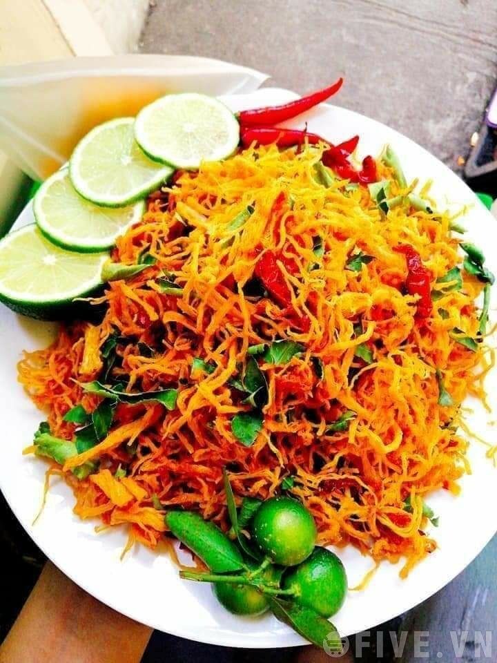 KHÔ GÀ LÁ CHANH 500g