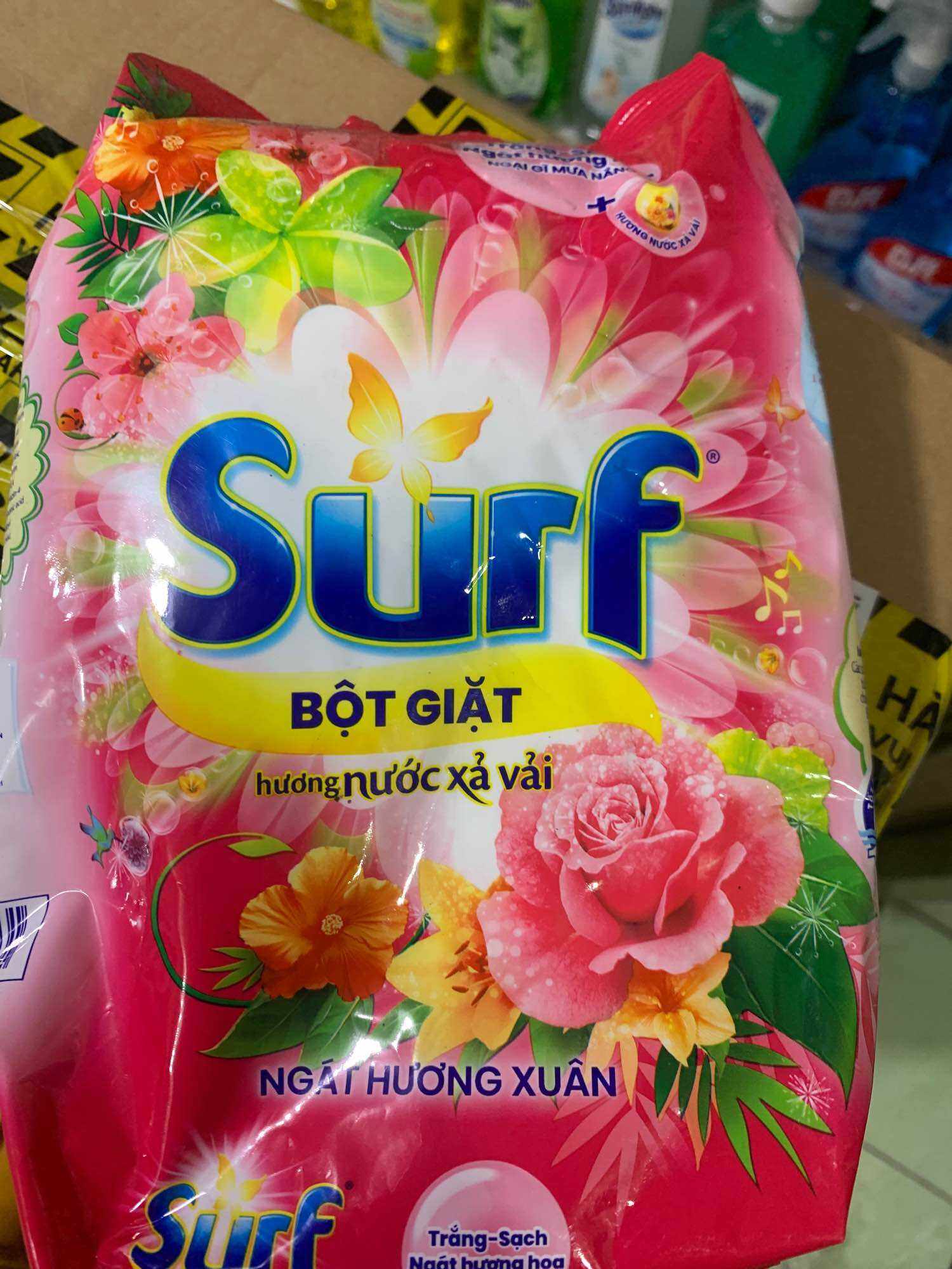 Bột giặt Surf hương nước hoa 800g