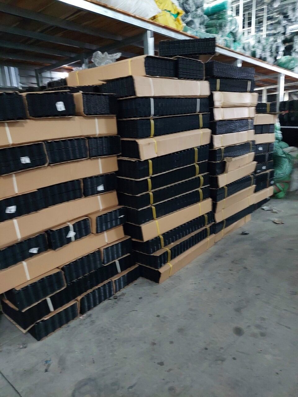 Nguyên cuộn Dài 50 mét bầu ươm cây V6 Có tặng kèm Ốc Vít