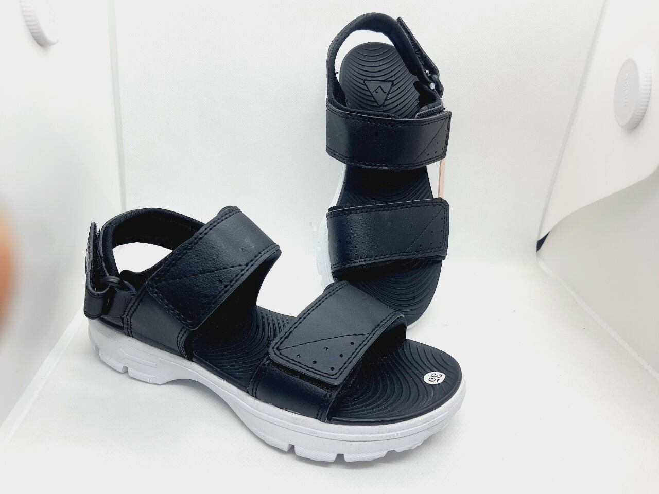 Sandal nữ Vento đế nhẹ bền đẹp SD07018 (form hơi rộng)