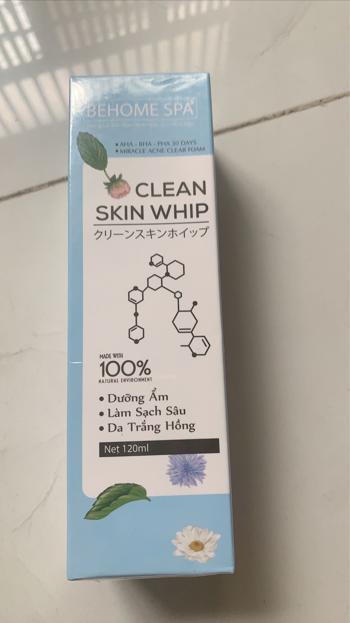 Sửa Rửa Mặt trắng da Behome Spa, Đầu cọ silicon mềm