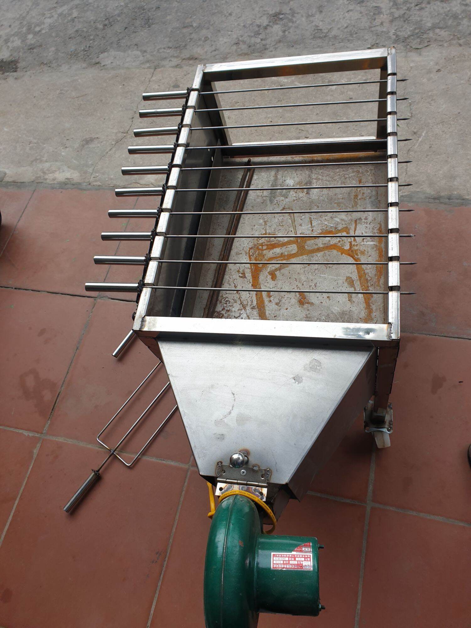 Máy nướng thịt đa năng 10 xiên có bễ thổi