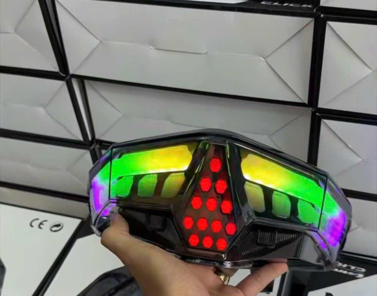 Đèn hậu vario 125 150cc 2018 trở lên led chỉnh theo ý