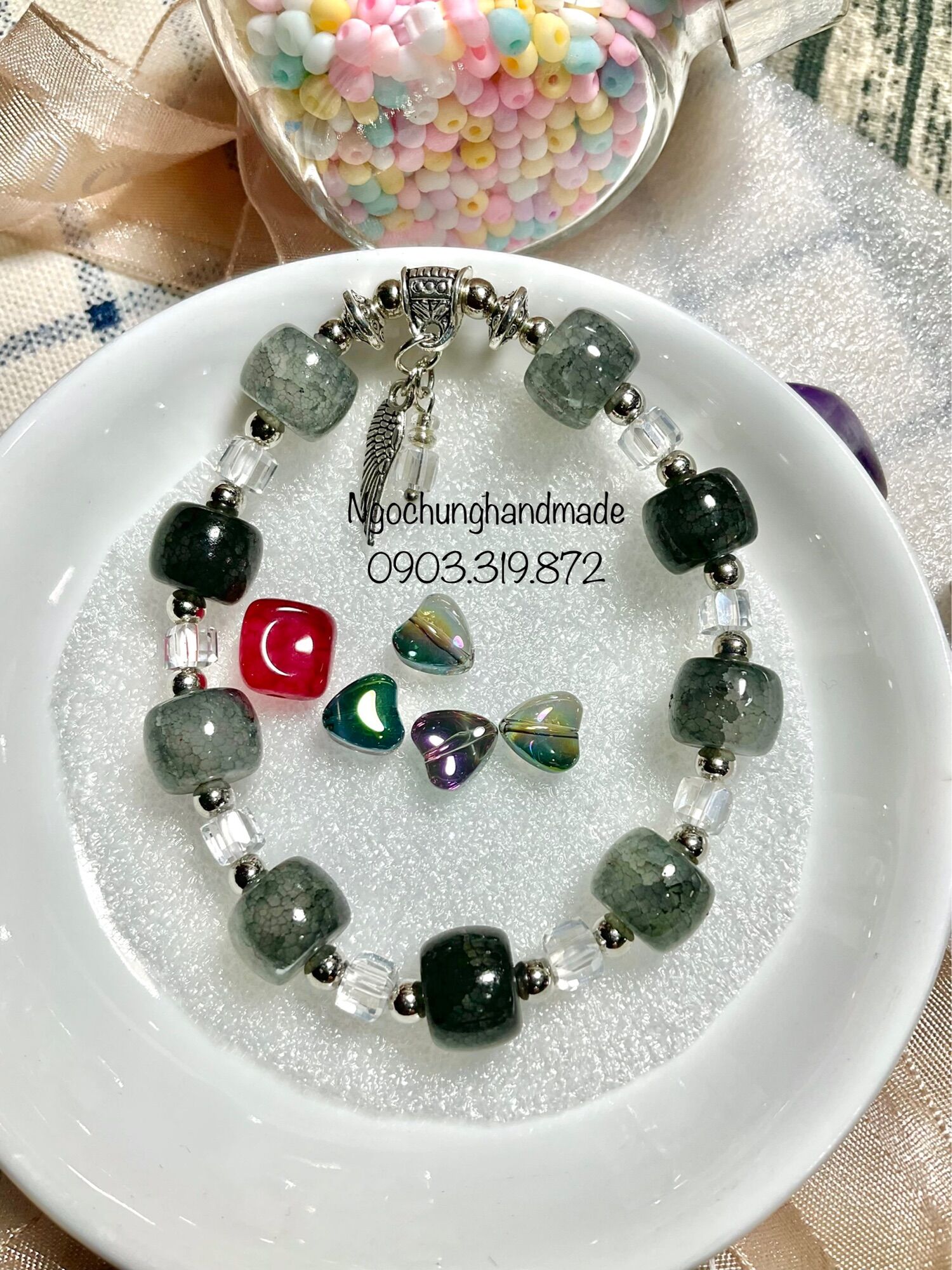Vòng tay hạt thủy tinh cao cấp 10mm