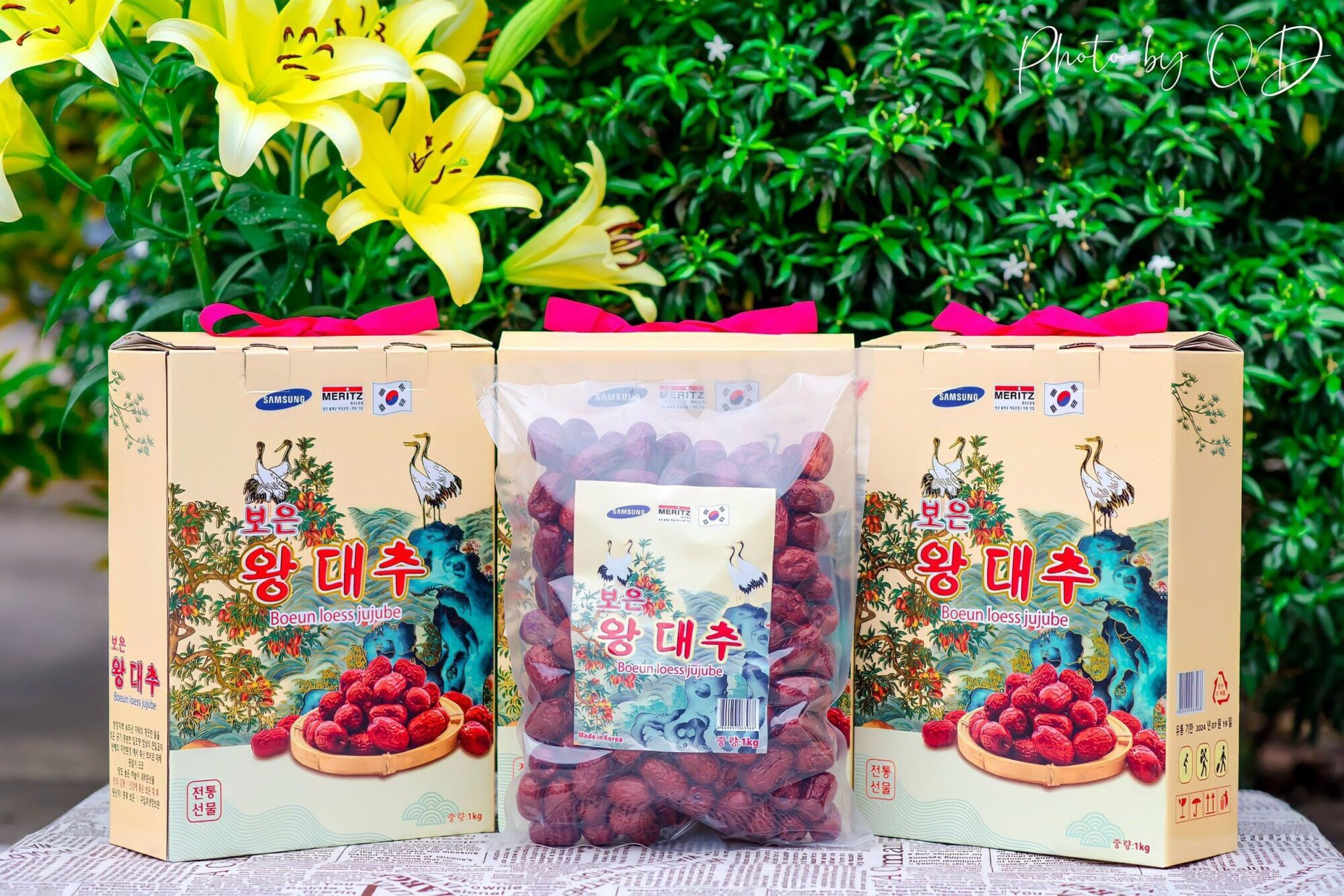 Táo đỏ Hạt size 20-22 : - 1 hộp : 120k( Táo lớn loại ngon )