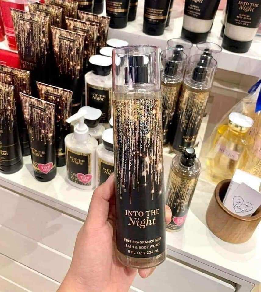Xịt thơm Body mist Into The Night Bbw 236ml