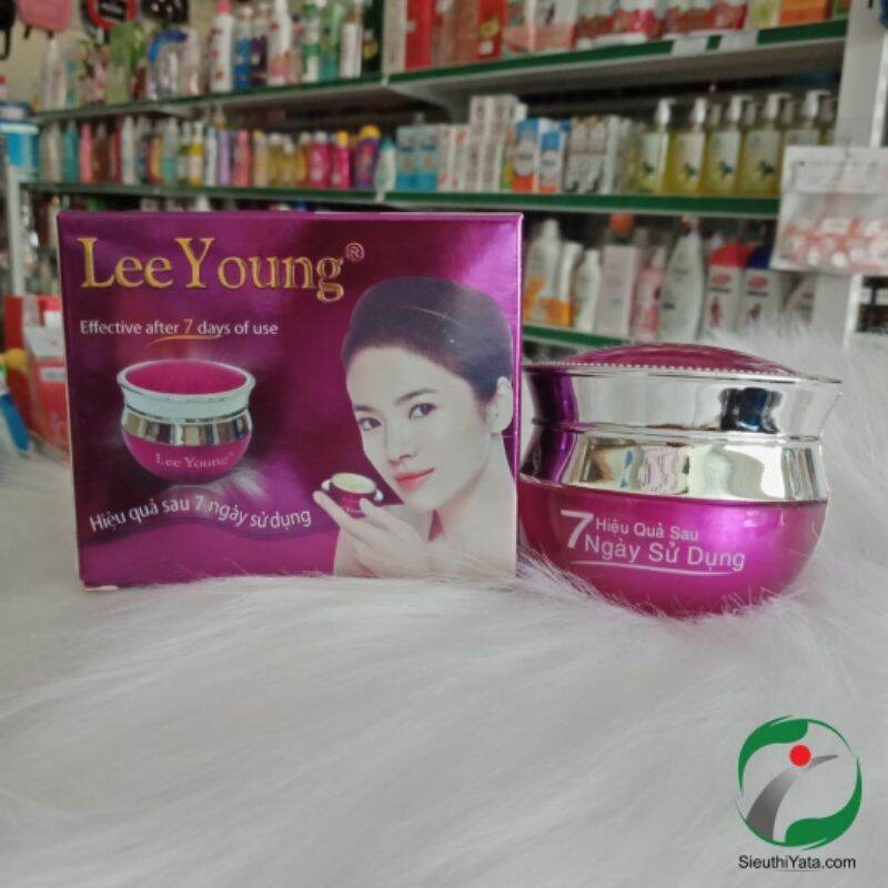 KEM MỤN THÂM TRẮNG DA  LEE YOUNG
