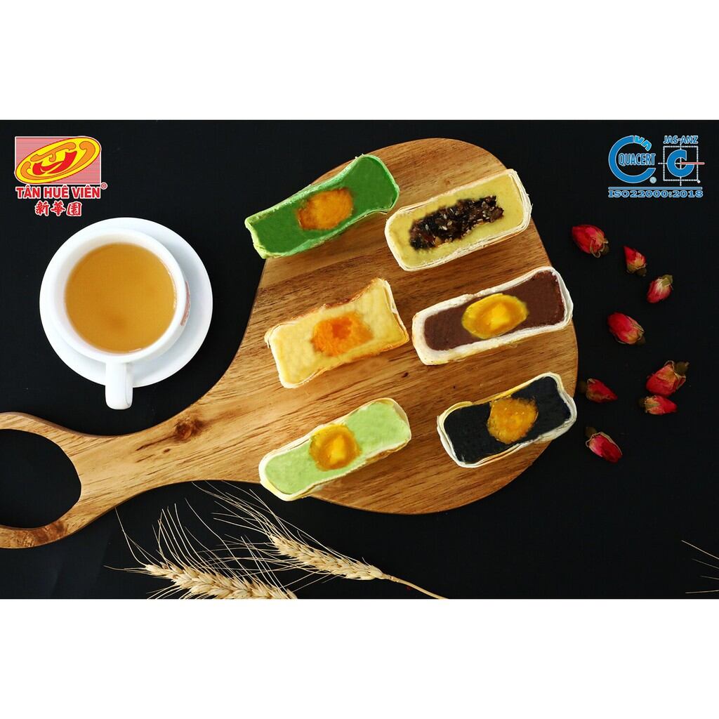 Bánh pía bách vị Tân Huê Viên