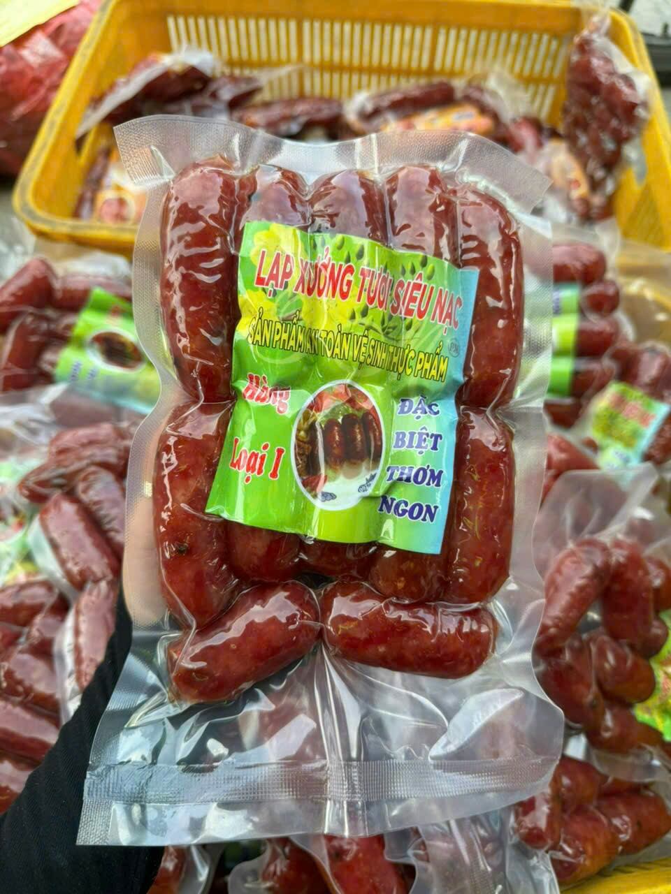 lạp xưởng heo tươi siêu nạc đặc biệt (500gr)