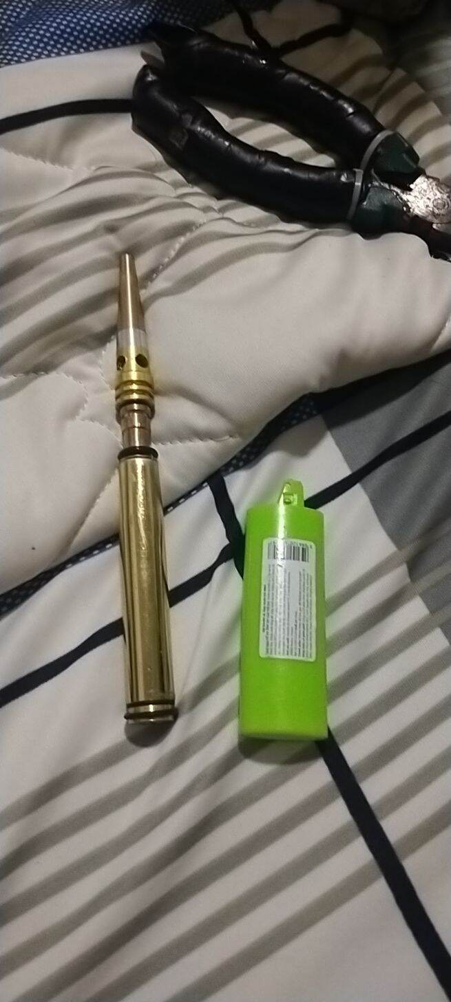 tim lửa đầu bút chì