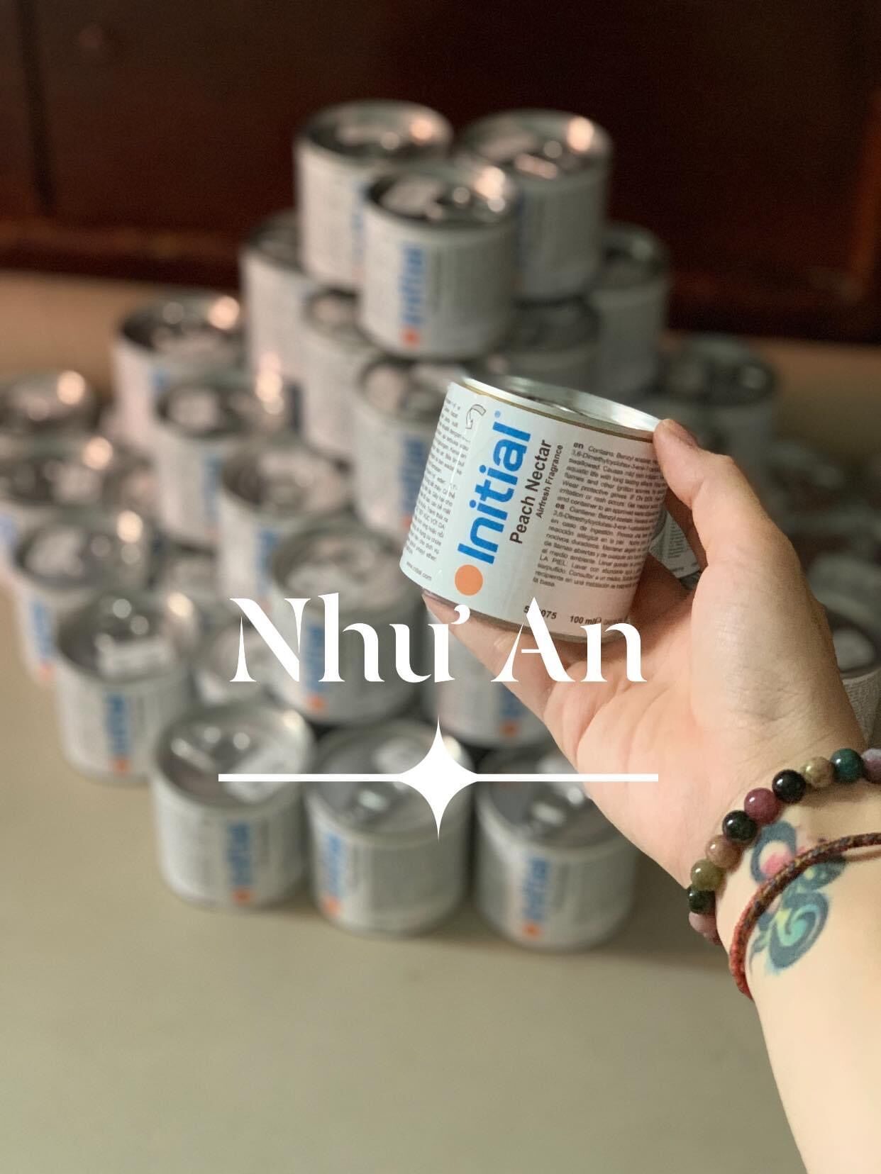 Sáp thơm Initial 100ml nhập khẩu Malaysia