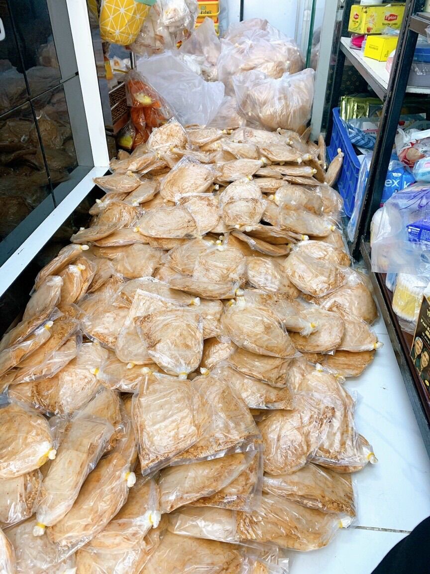 combol 20 bịch bánh tráng muối tỏi siêu cay