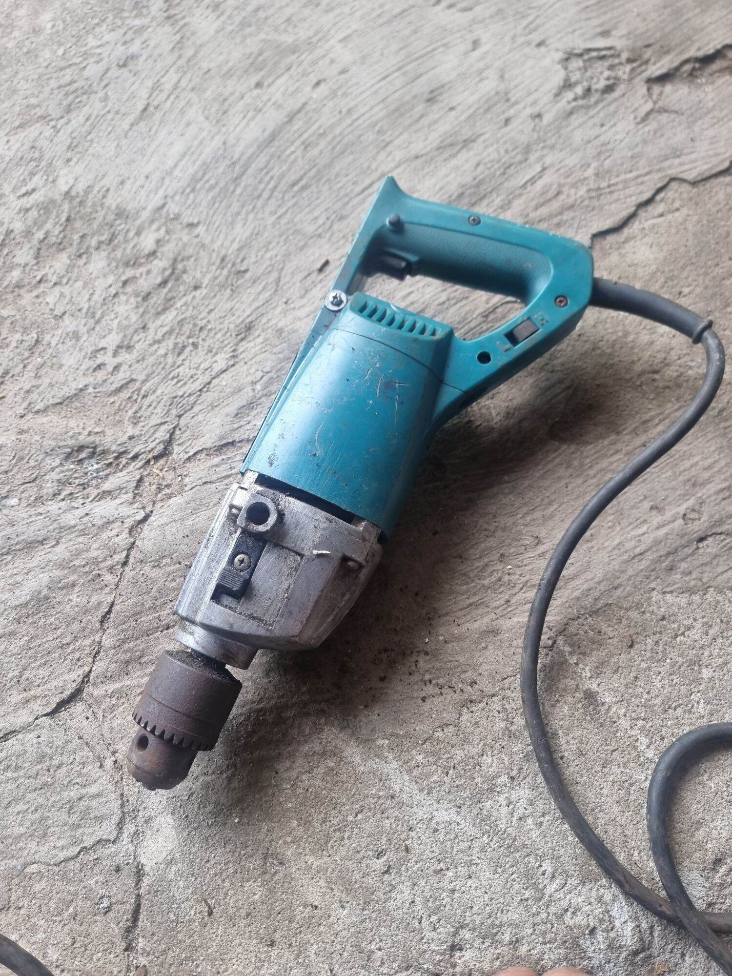 máy khoan 13ly hàng bãi nhật sử dụng điện 100v