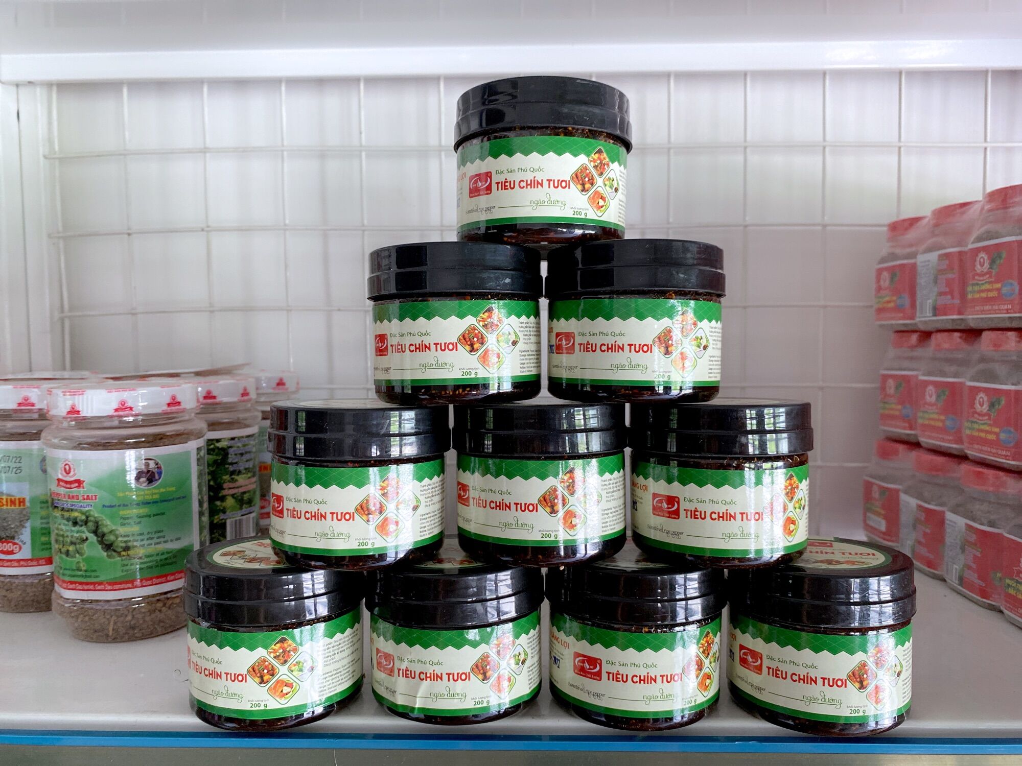 Mua 10 hũ tặng 1 hũ tiêu ngào đường Phú Quốc Sáng Lợi 200gram