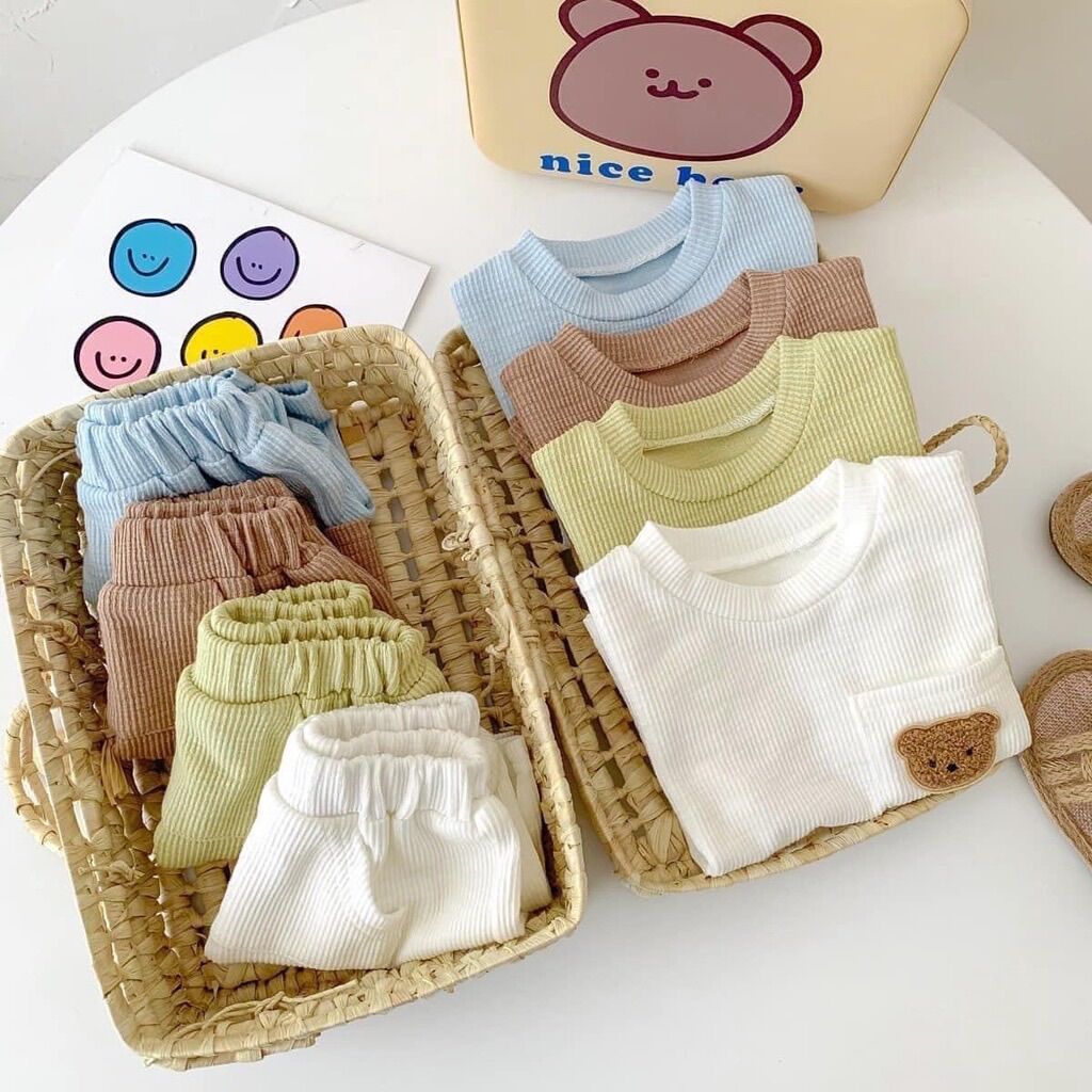 Bộ gấu siêu cute cho bé mặc hè, bộ thun gân chất cực đẹp , túi ngực in gấu