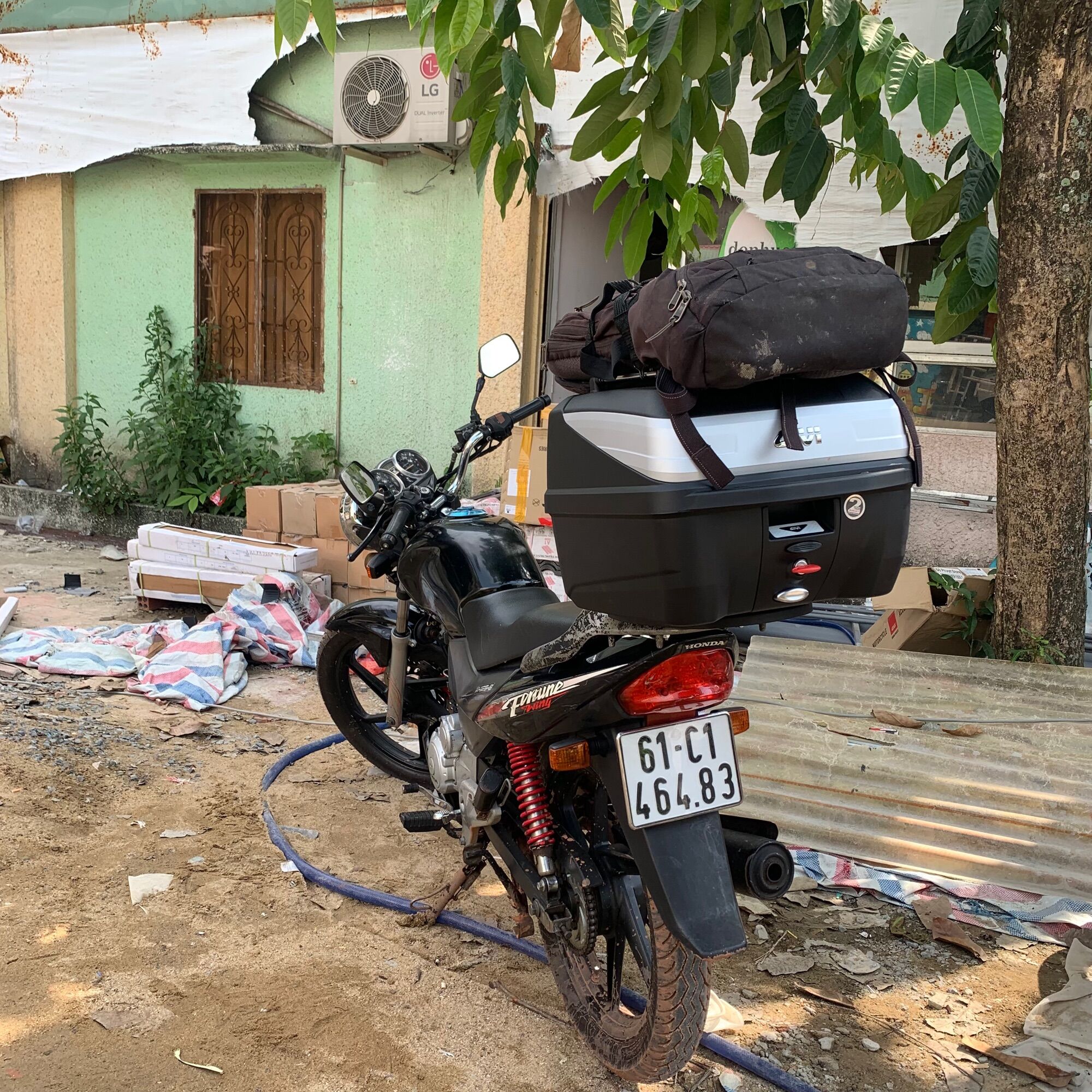 Fortune 125 lên thùng Givi B32N ADV